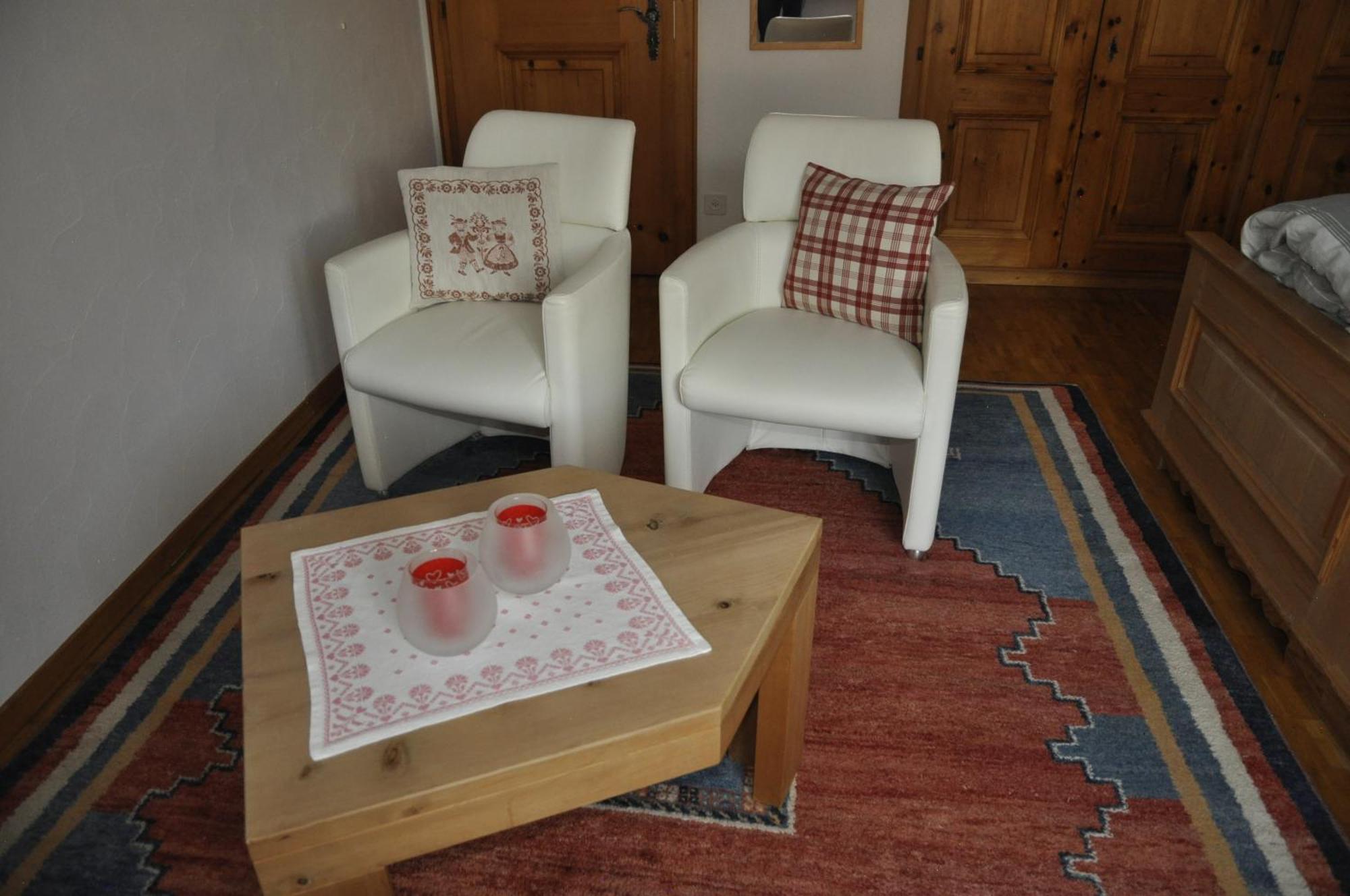Chesa Viletta La Punt-Chamues-ch Room photo